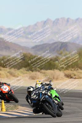 media/Nov-16-2025-Race Pace (Sun) [[8c5fa54630]]/Non Verified Riders (1st 20 Minutes)/2-Turn 10 (1010am)/